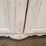 Old closet repainted in white, 19th