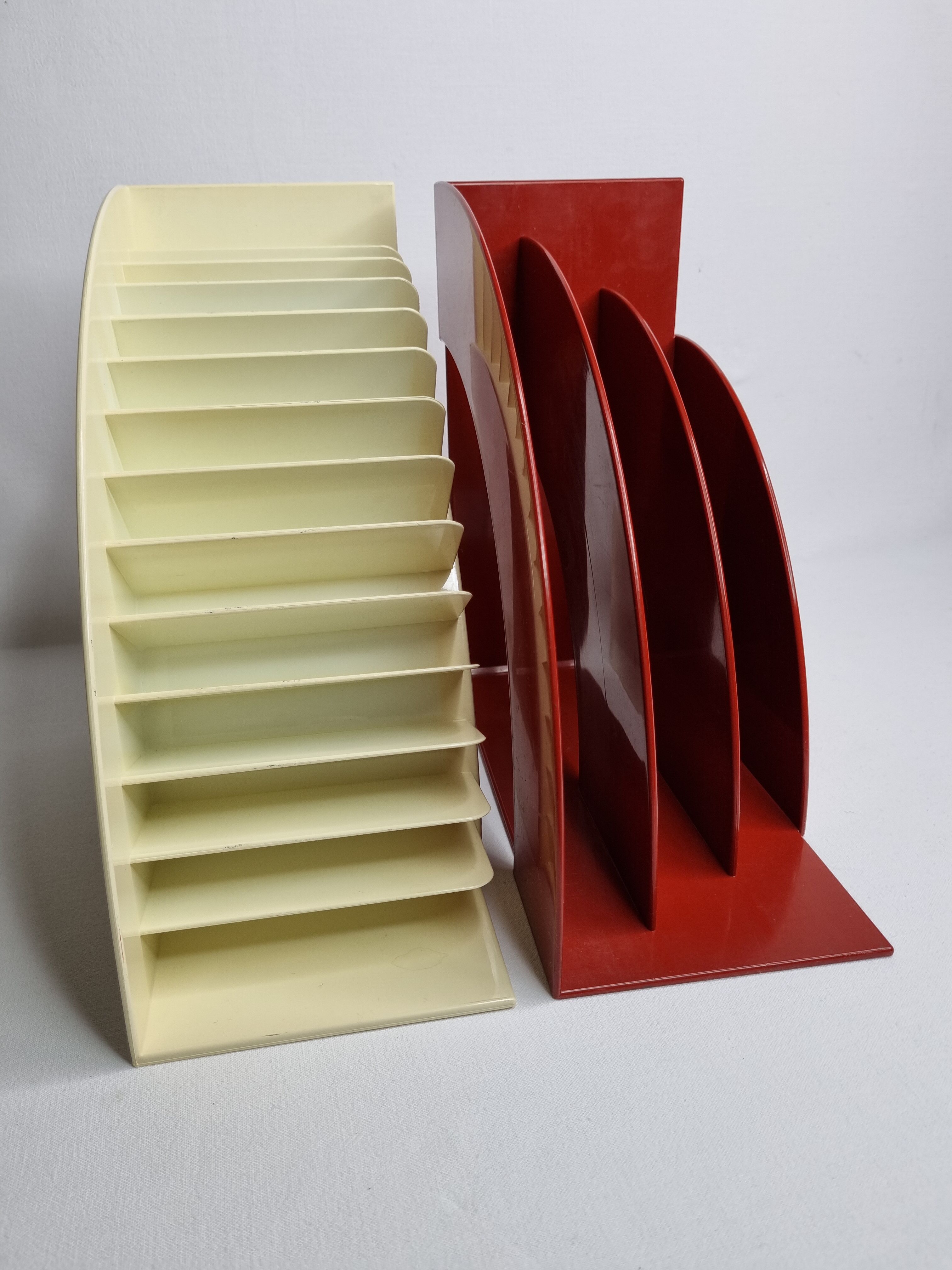 Crayonne vintage vinyl and audio cassette holders