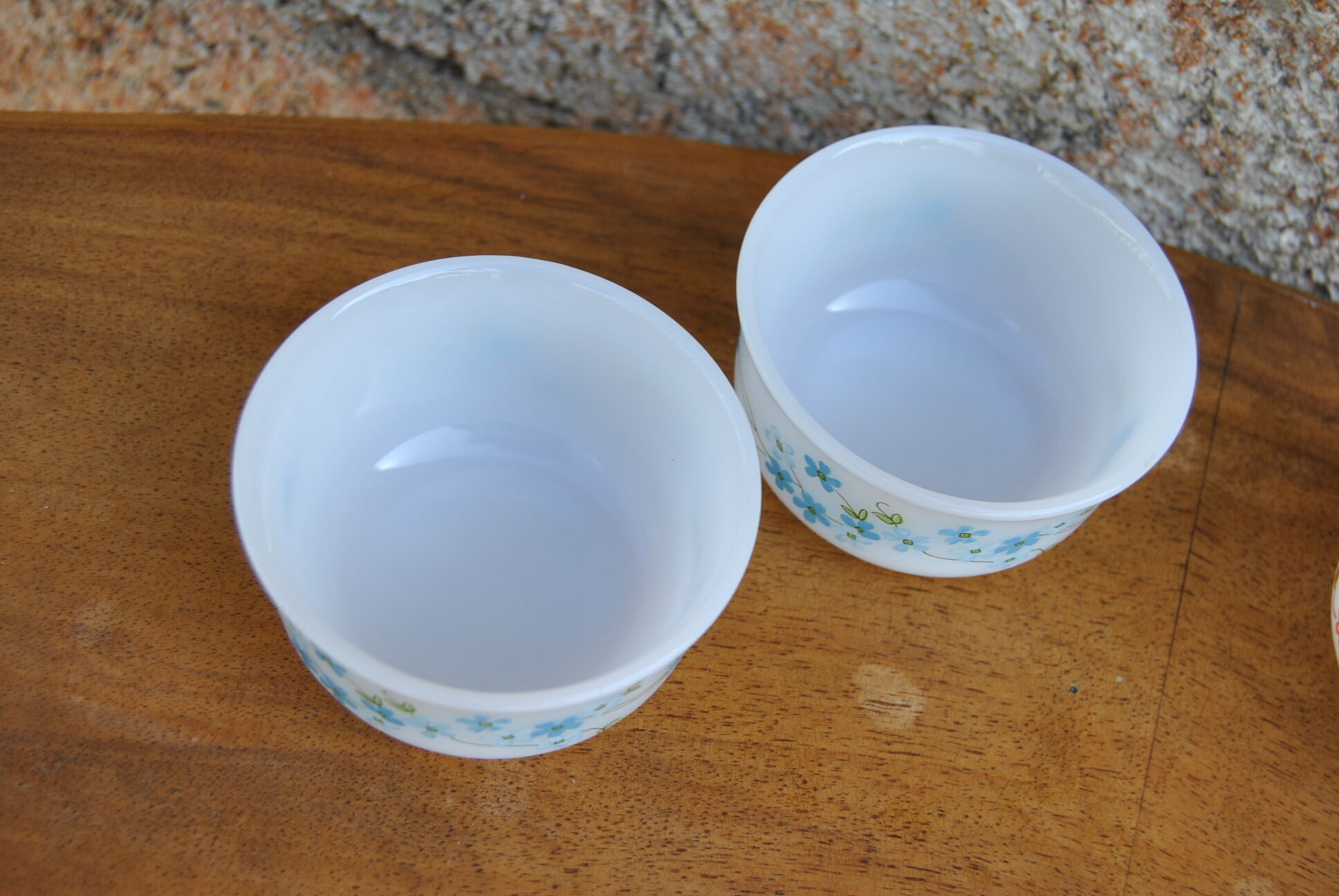 Series of 4 Scania and Veronica ramekins from Arcopal 70s/80s