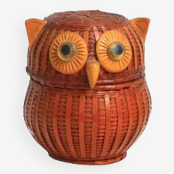 Wicker owl box