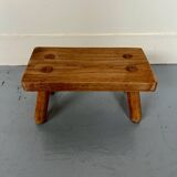 Petit tabouret en chêne