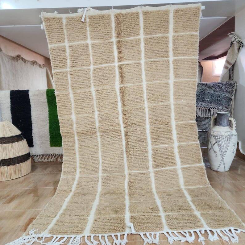 Handmade Beni Ouraine rug in natural wool, size 100 x 200 cm