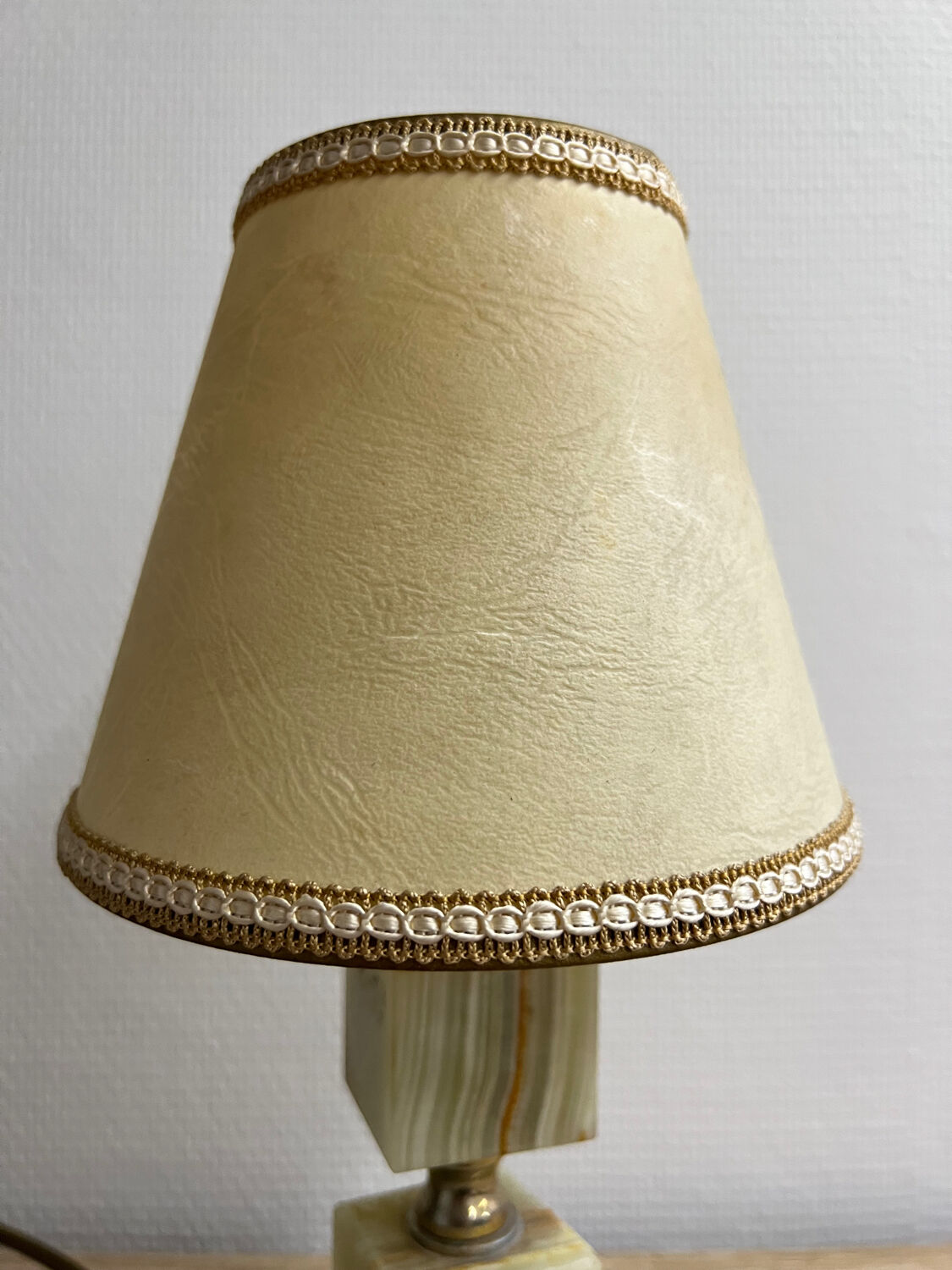 Table lamp - Alabaster cube foot