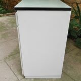 Buffet mado cuisine on formica