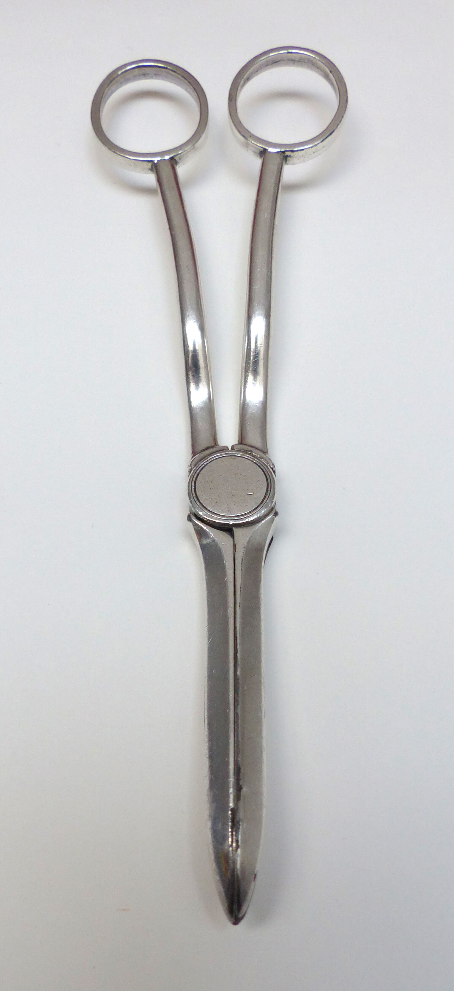 Silver-plated metal grape scissors with stamps