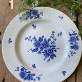 Plate with blue floral decoration KG Luneville