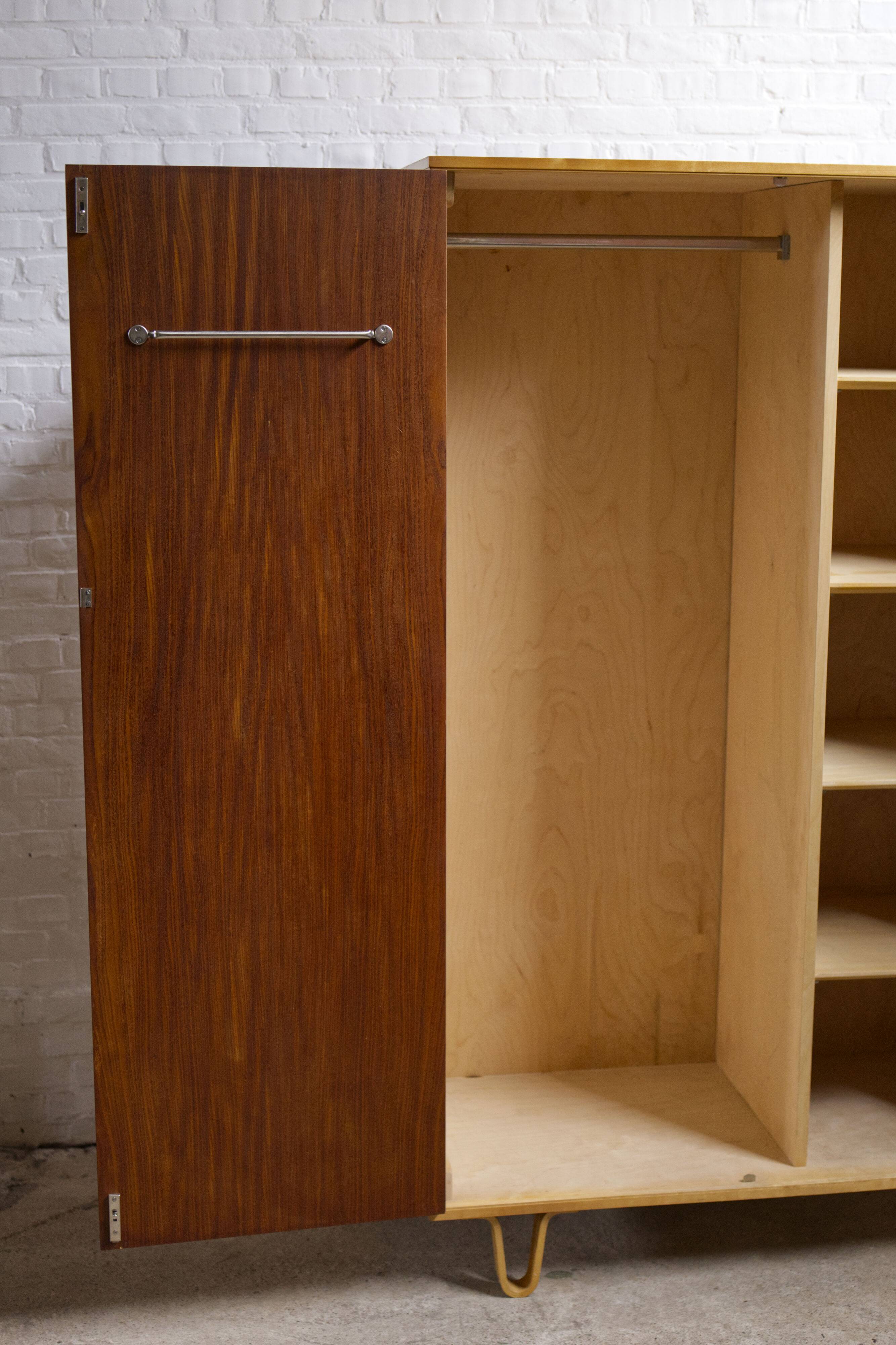 Armoire KB33, par Cees Braakman pour Pastoe, années 1950