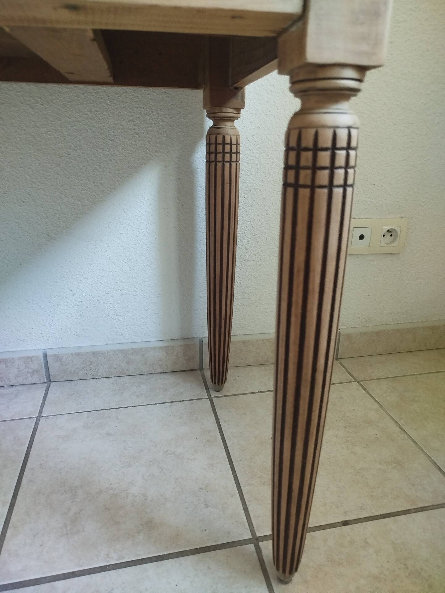 Ancienne table, bureau de ferme