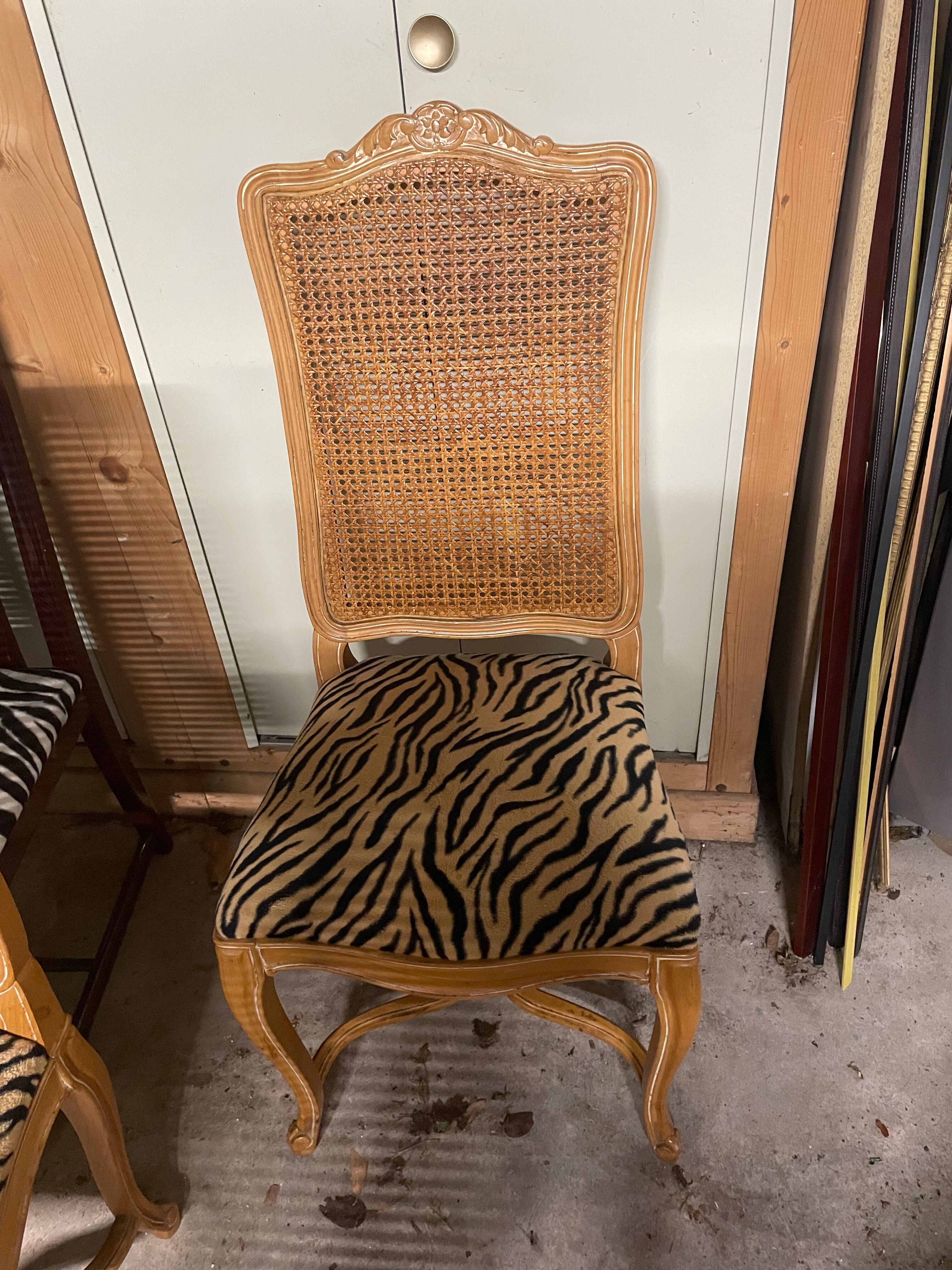 4 chaises bois cérusé années 80