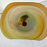 Vase soliflore art nouveau en pate de verre jaune et armature metalique