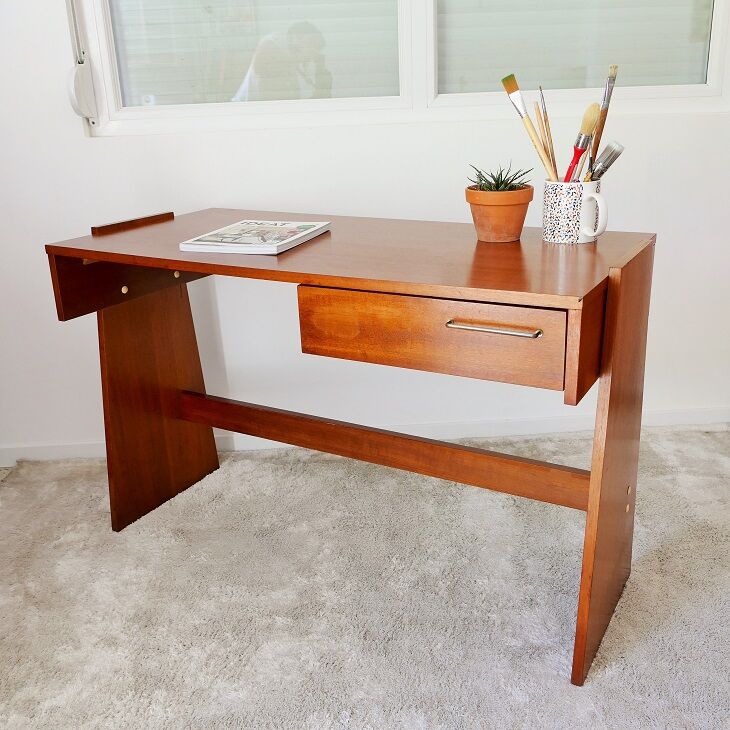 Minimalist desk 70s / 80s