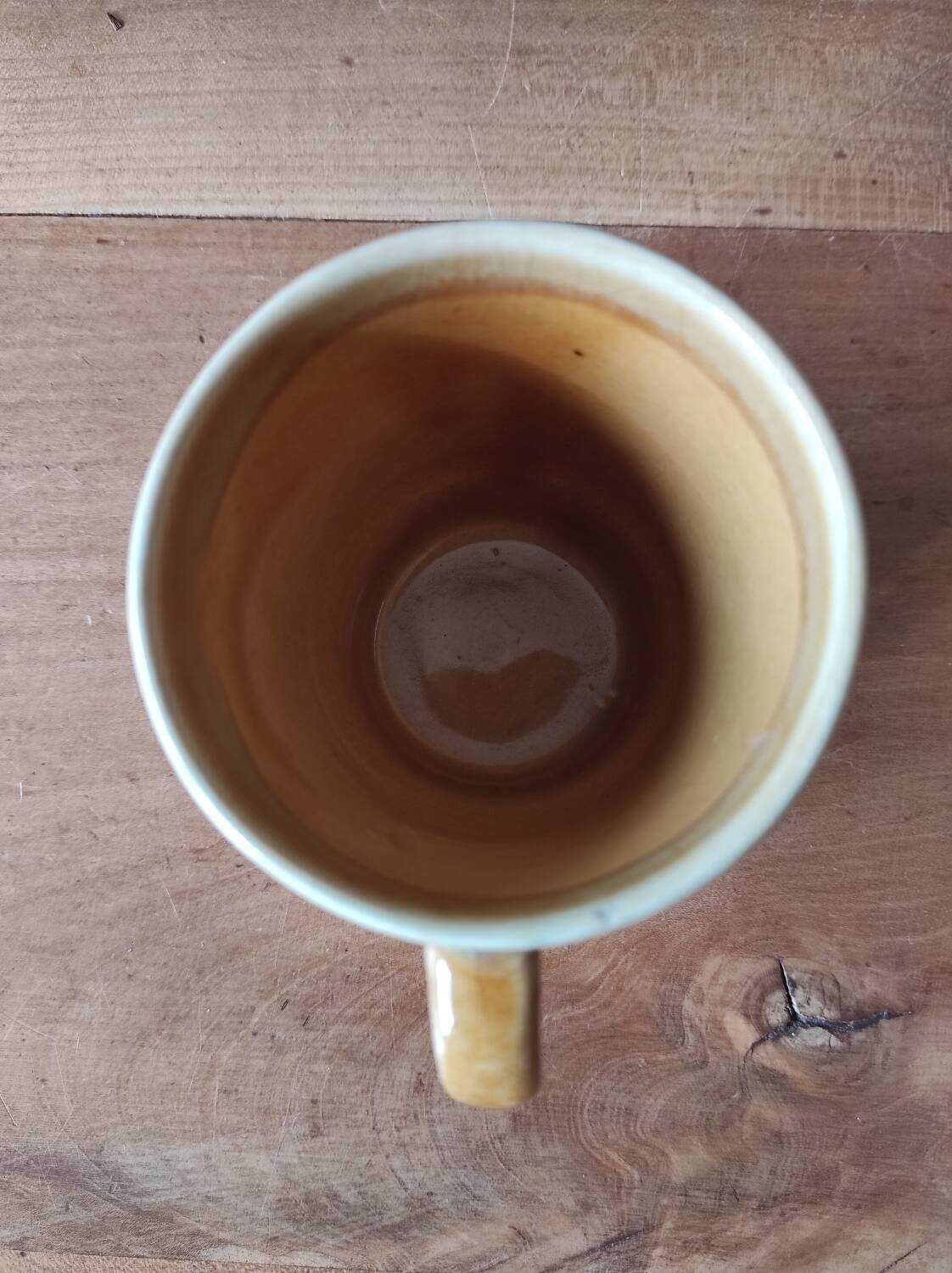 Ceramic mug made in China with Chinese characters