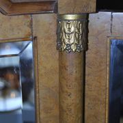 Louis XVI-style hairdresser in elm magnifying glass and 20th century marquetry net.