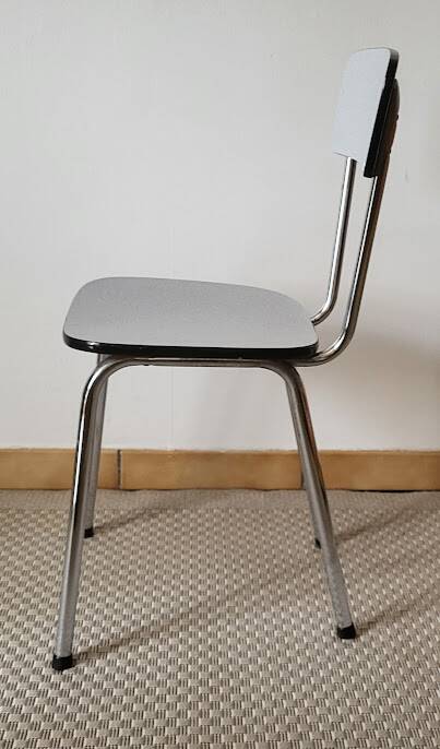 Set of 2 formica chairs