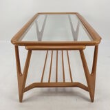 Italian walnut mid-century modern coffee table, 1950s