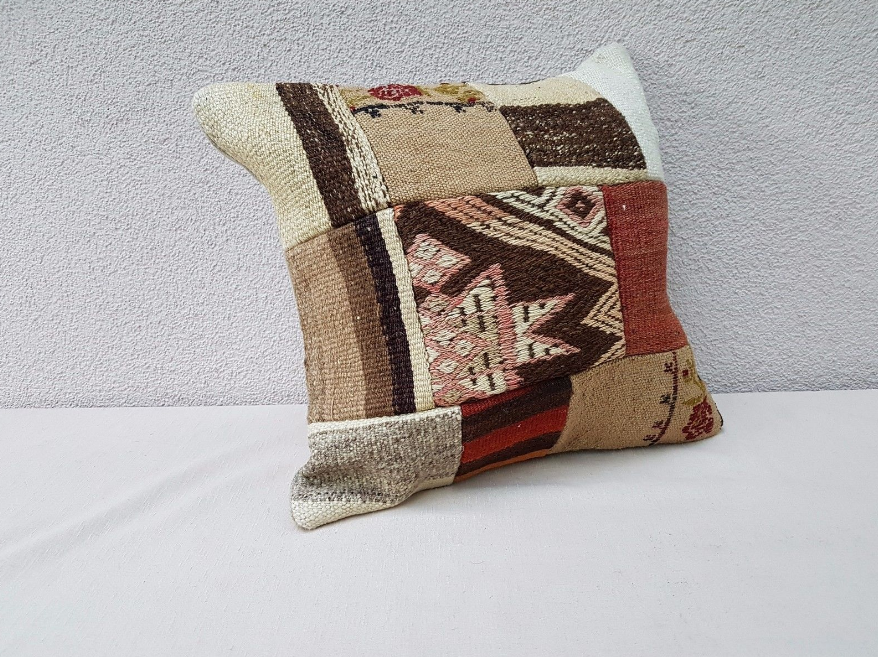 Handmade Turkish Kilim Pillow (40 x 40 Cm)