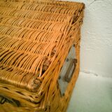 Wicker trunk
