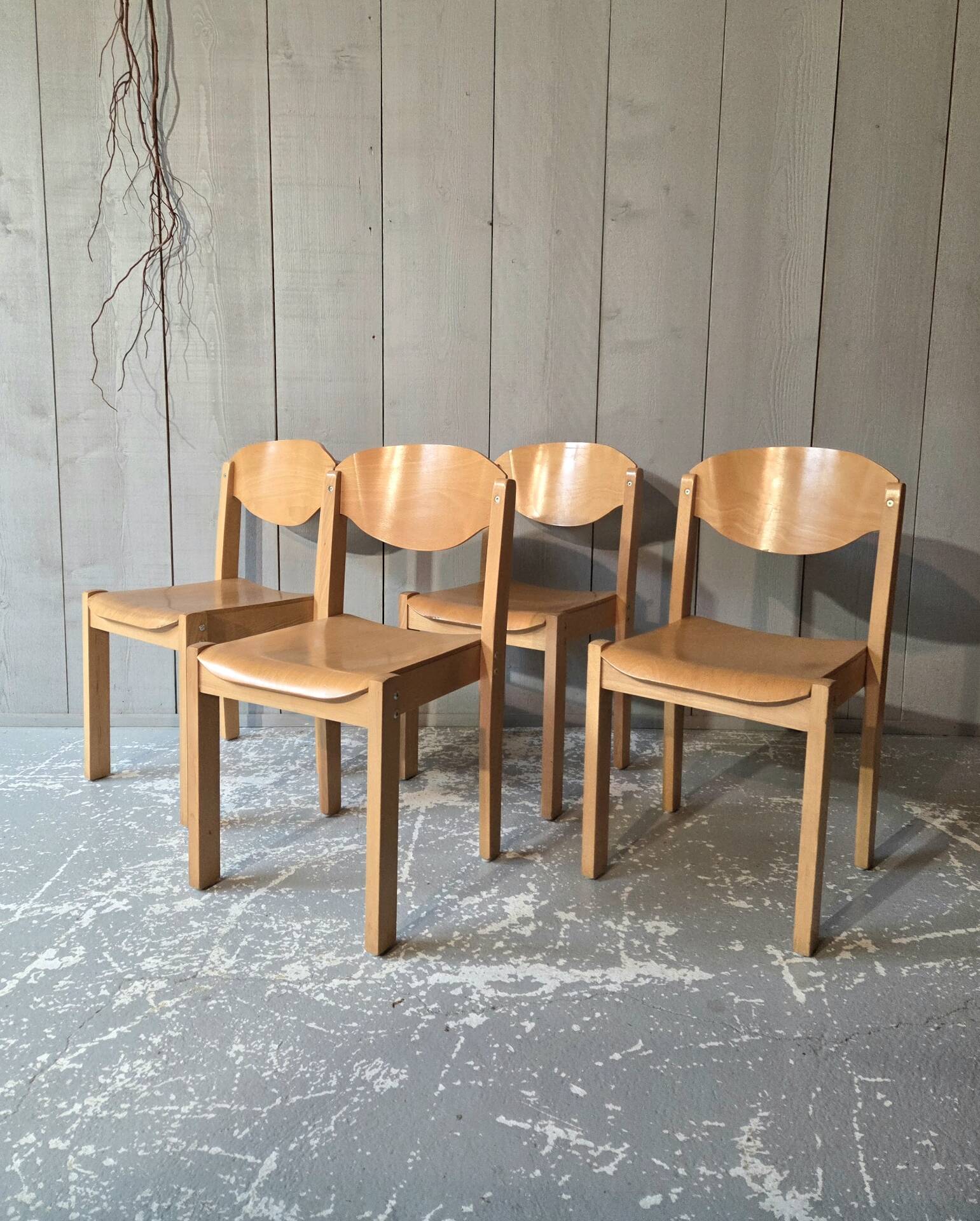 Stackable chairs