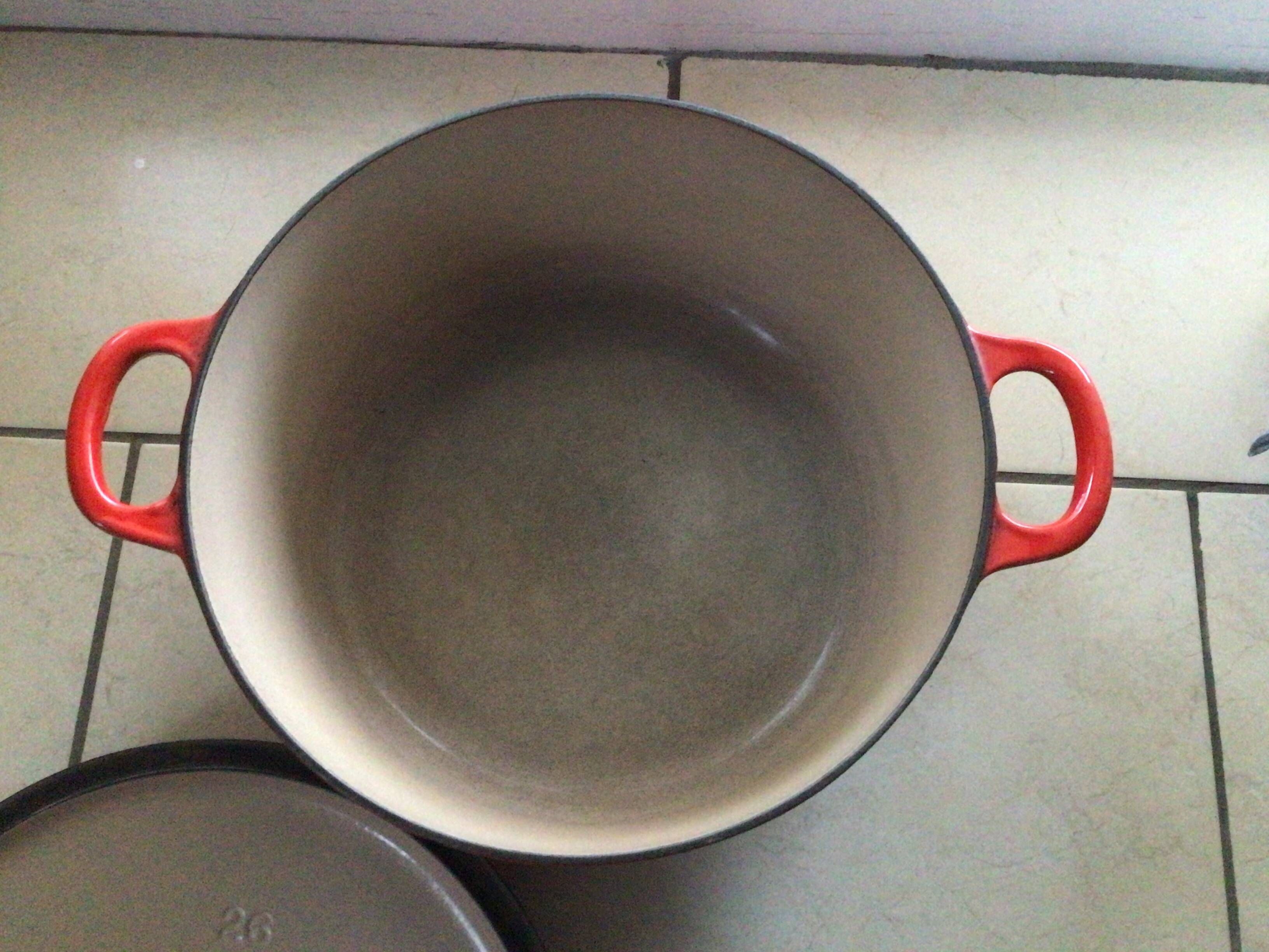 Le Creuset cocotte in very good condition 27 cm in diameter