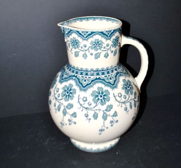Vase, pichet Malines en faïence fleuri bleue Sarreguemines U&C