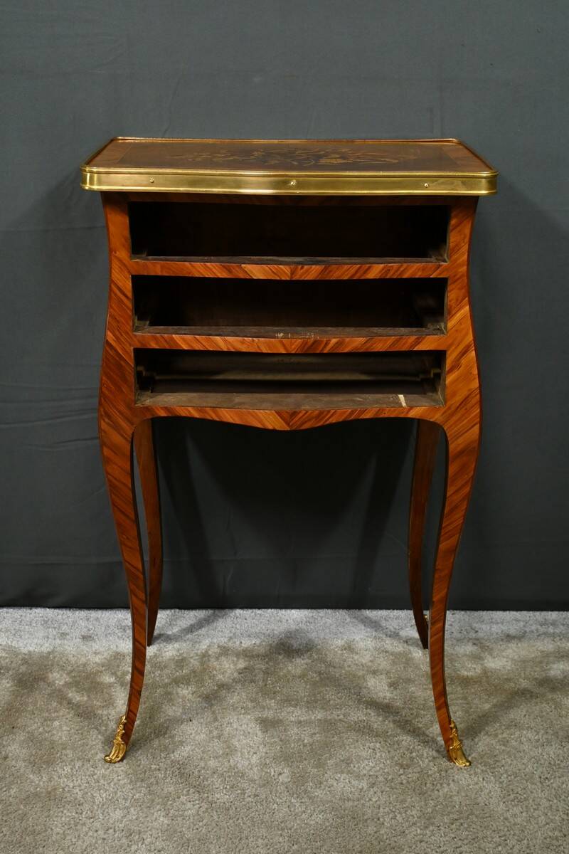 Bedside table in rosewood and palisander, Louis XV style – Late 19th century