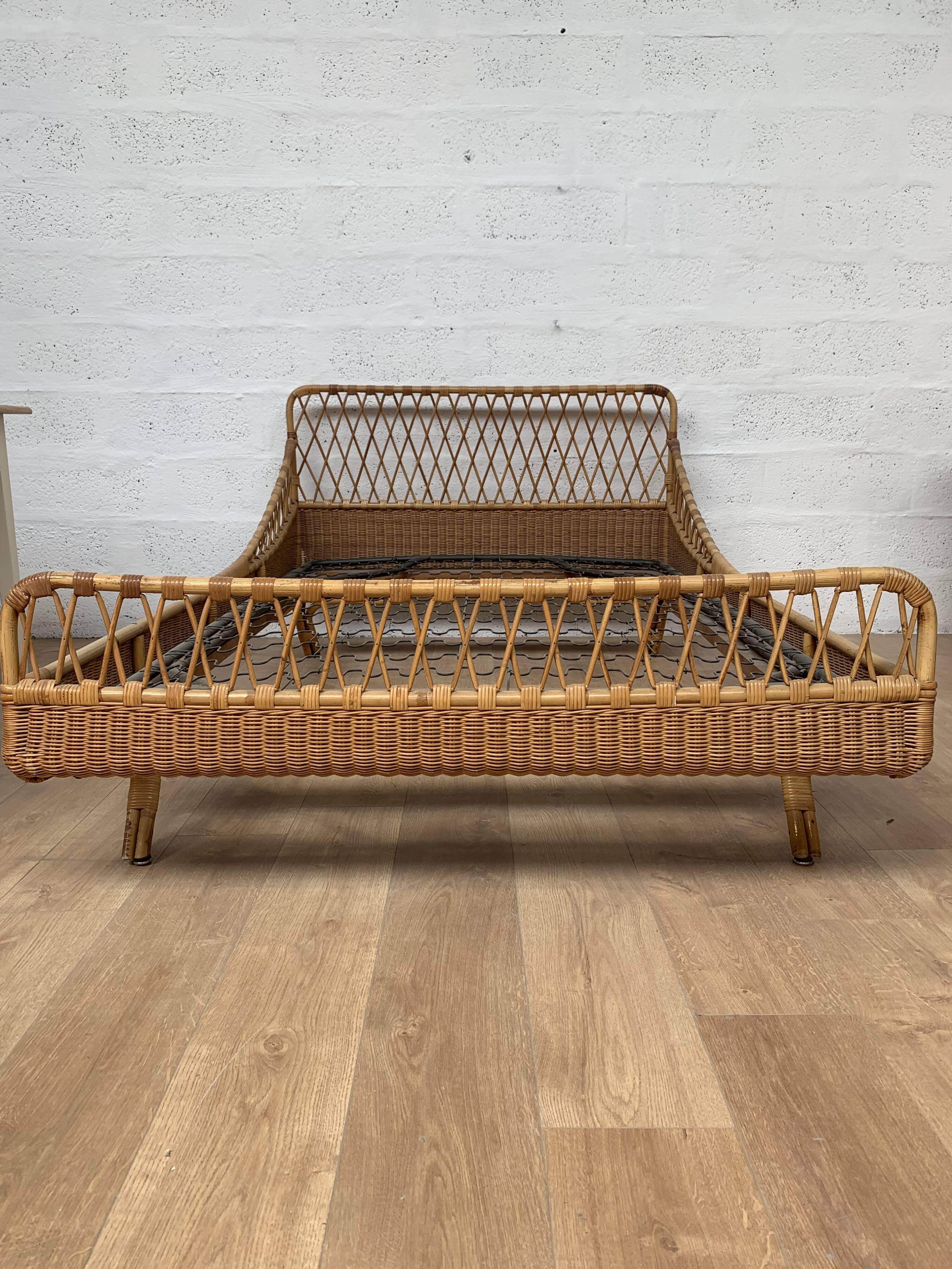 Rattan bed 60s