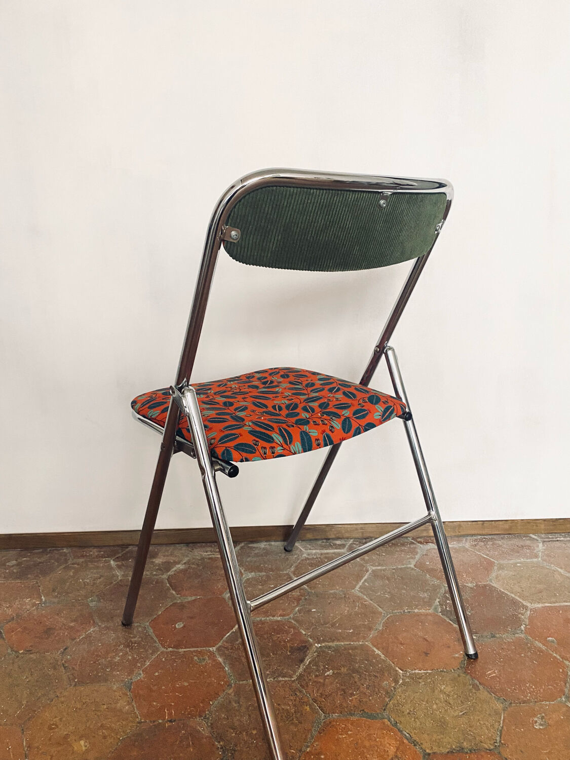 Vintage complaint chair - Life style orange