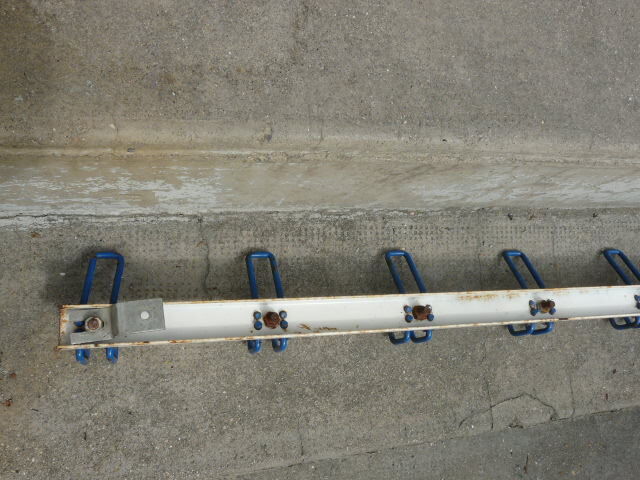 School wall coat rack - white and blue lacquered metal cloakroom 9 hooks