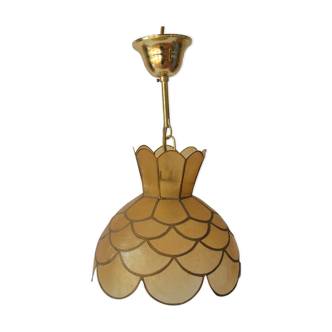 Mother-of-pearl and brass suspension