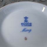 Kaiser Ming porcelain vase