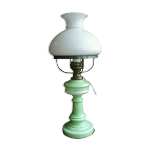 Lampe ancienne en opaline