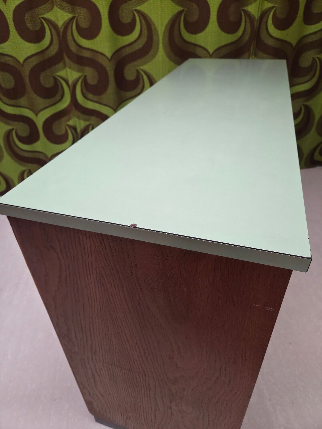 Meuble rideau rangement chêne 1960