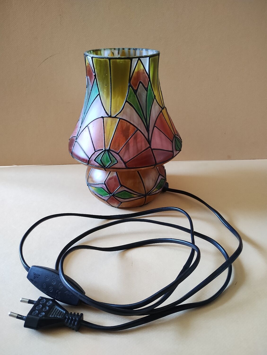 Stained glass lamp