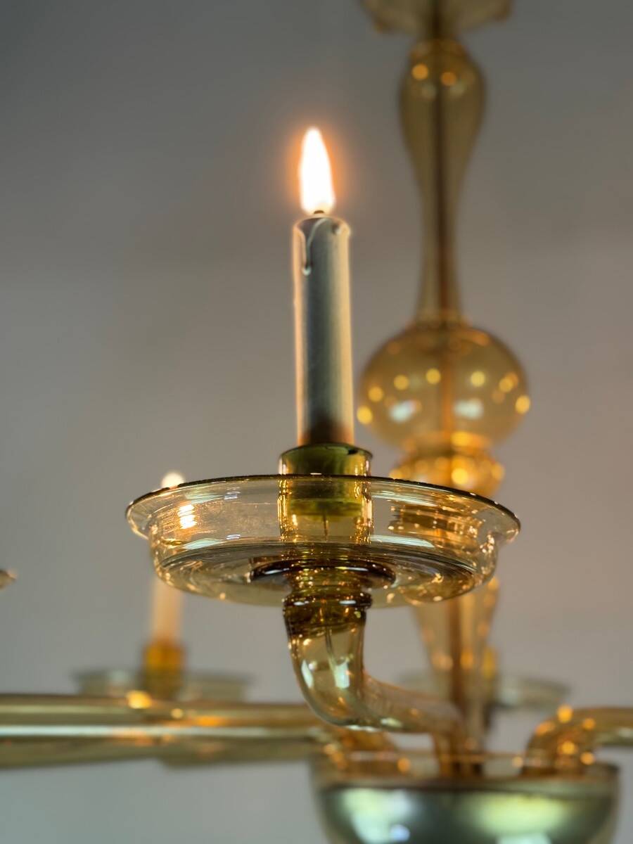 Venetian chandelier in golden Murano glass, Venini circa 1920