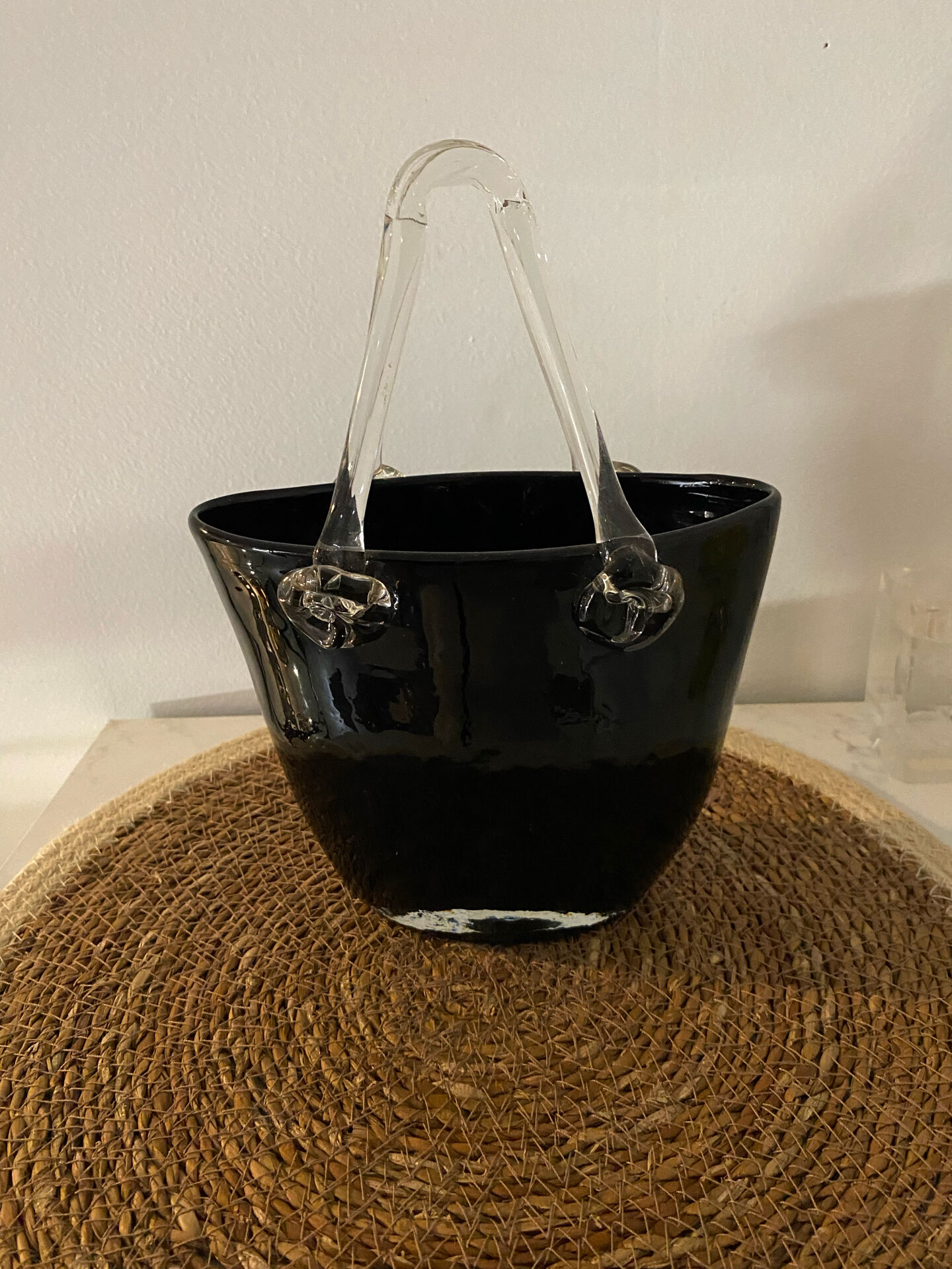 Basket Vase "Handbag" in Blown Glass – Black & Transparent
