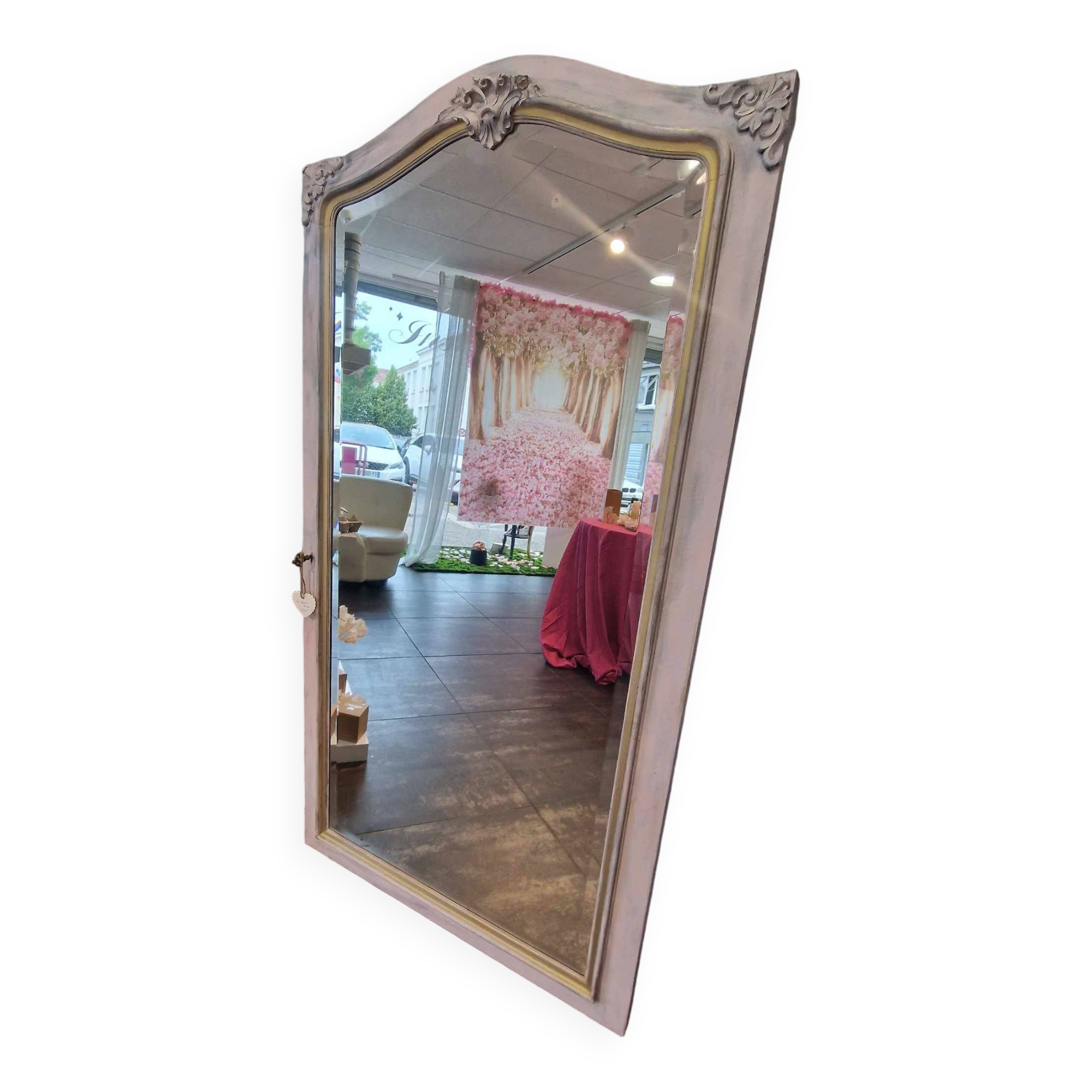 The big mirror