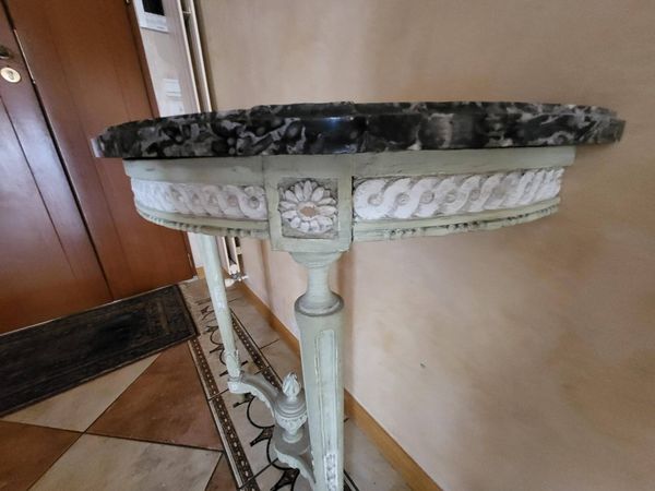 Console d'époque Louis XVI – Bois sculpté & Marbre Sainte-Anne – XVIIIe siè