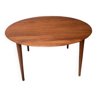 Table basse scandinave moderne du milieu du siècle en teck par Hvidt & Mølgaard Nielsen pour France et Søn.