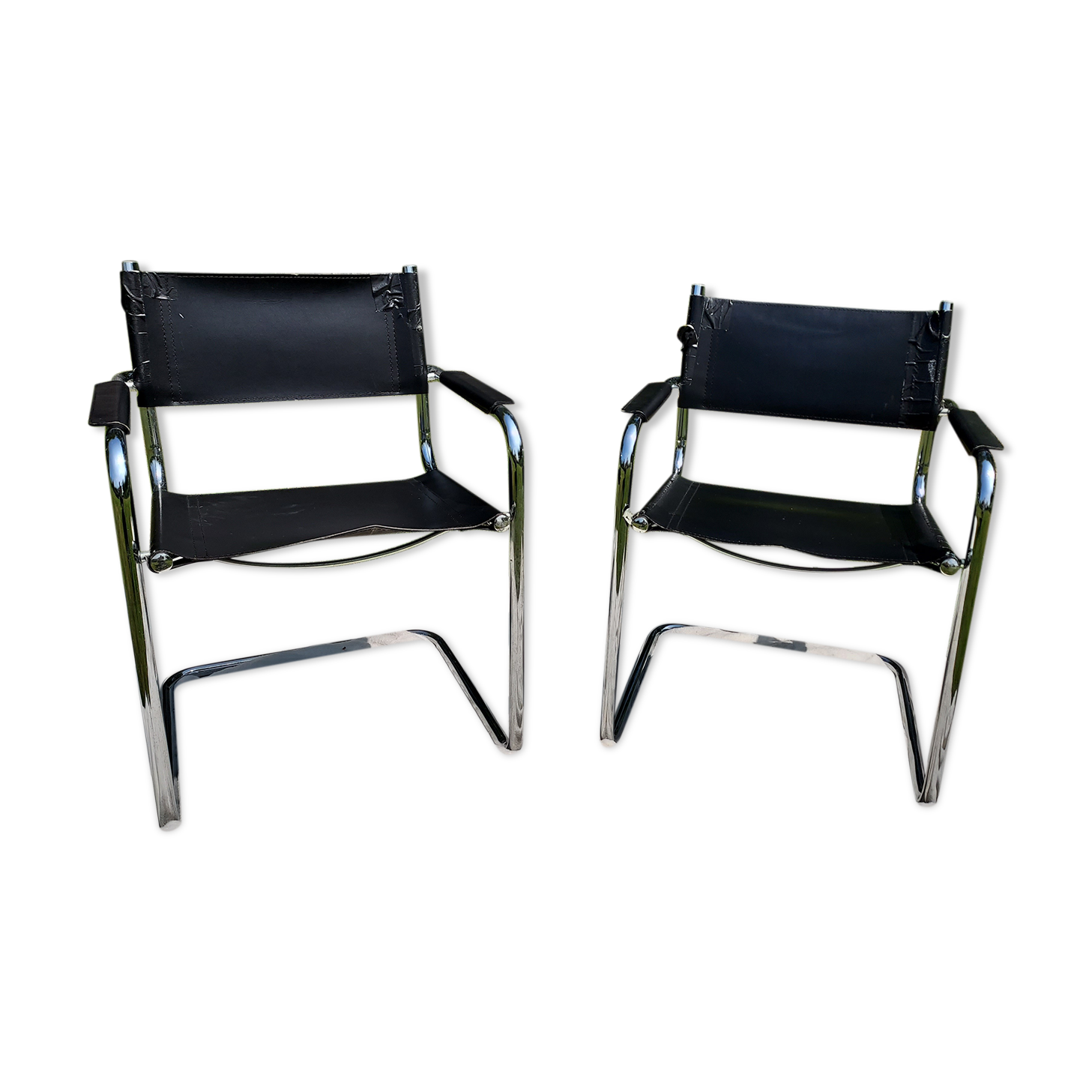 Pair of armchairs