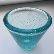 Vase en verre bullé