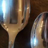Silver metal cutlery set