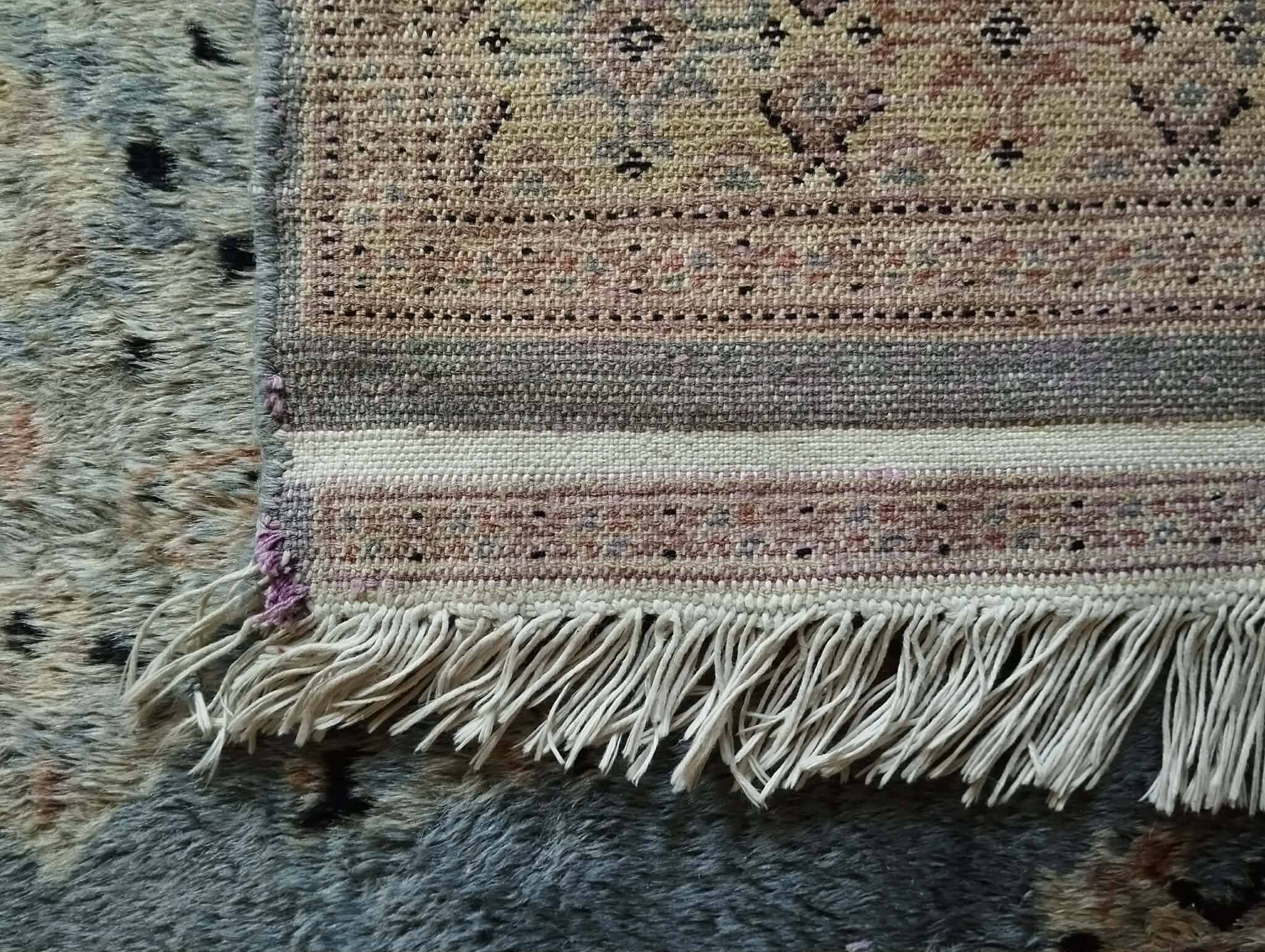 Handmade Pakistani carpet Karachi 142x89cm