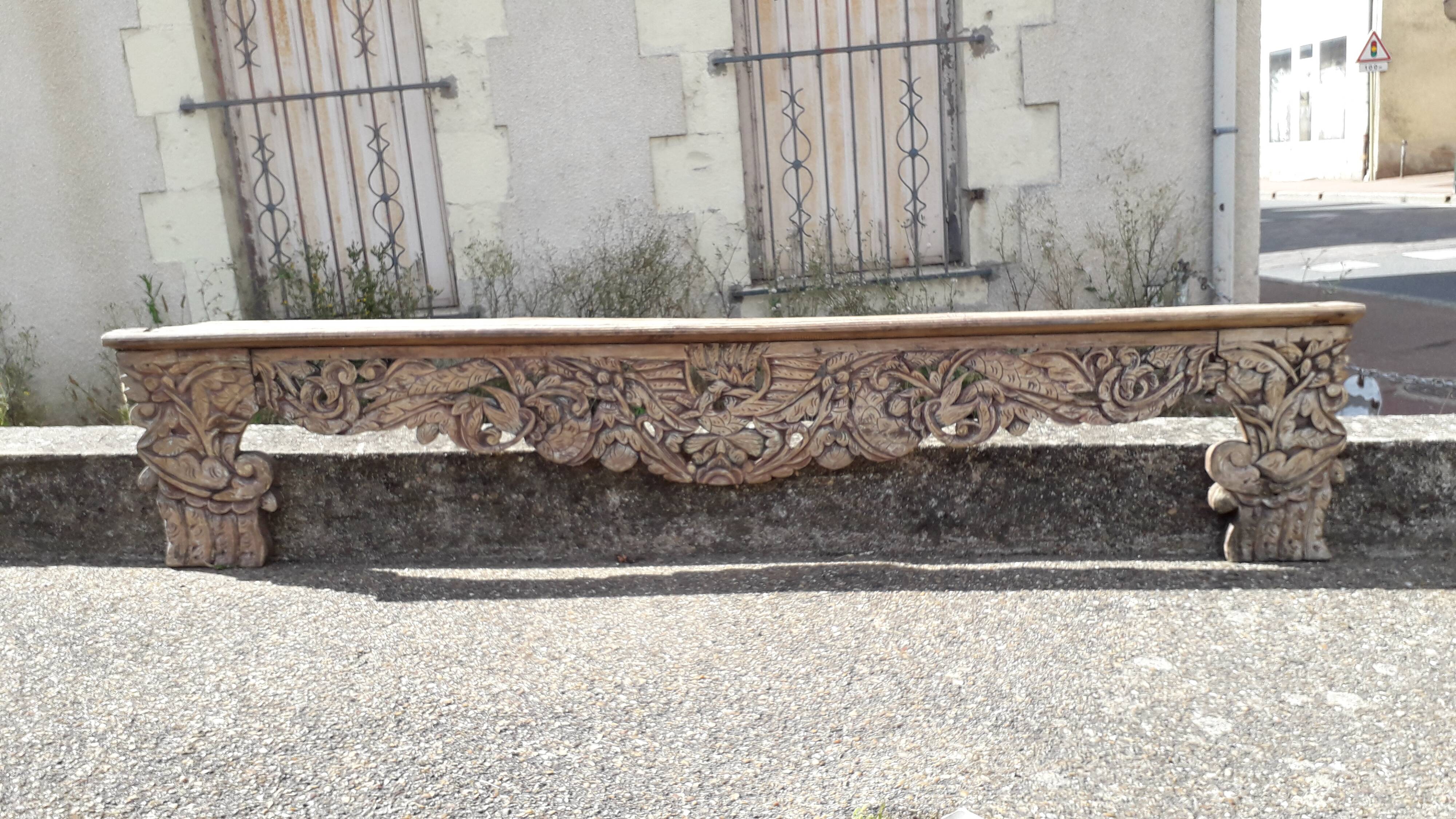 Vosges pediment in carved wood, oak, 19th