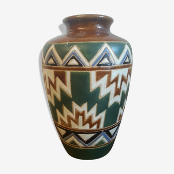 Vase type aztèque
