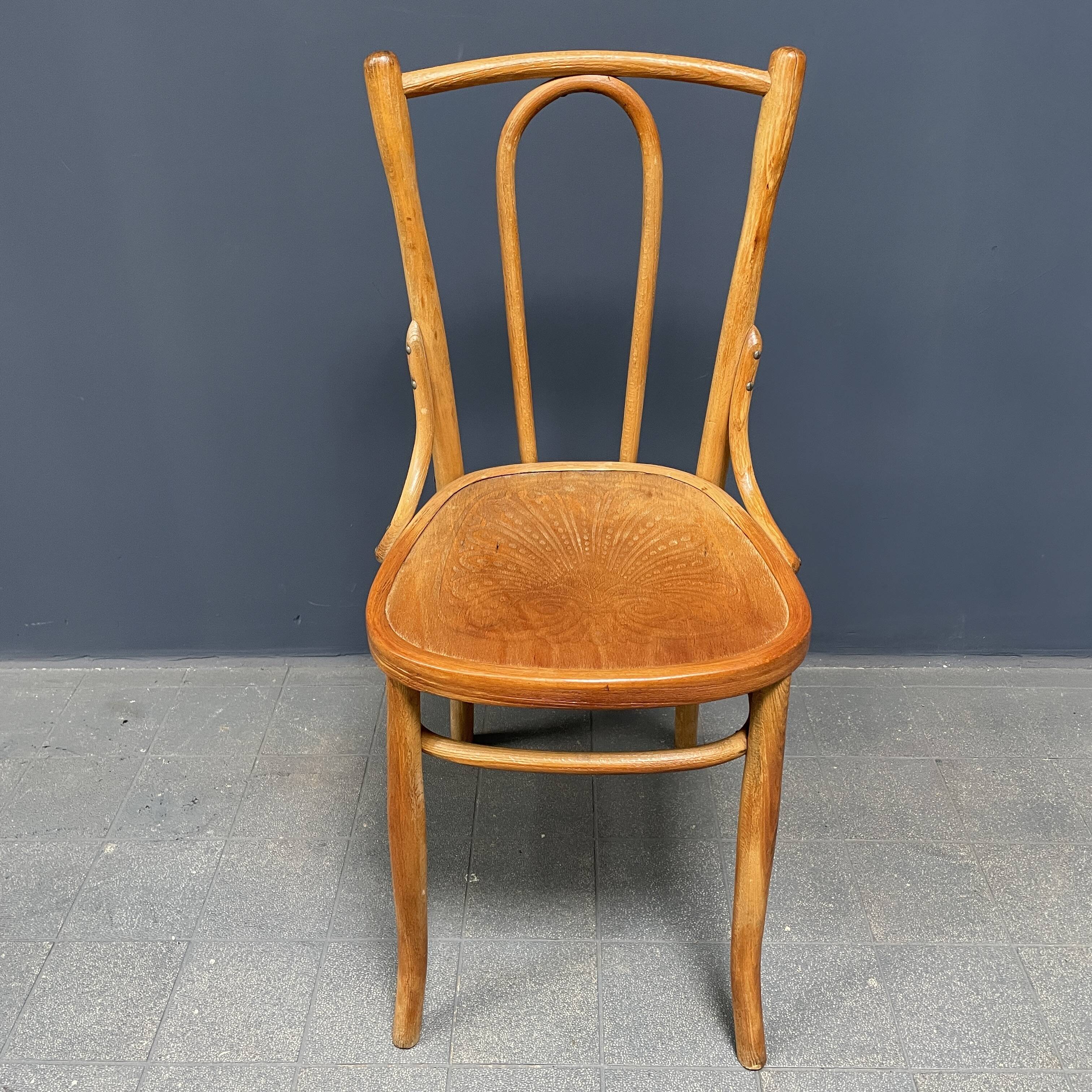 Set of 4 wooden bistro chairs with graceful seats