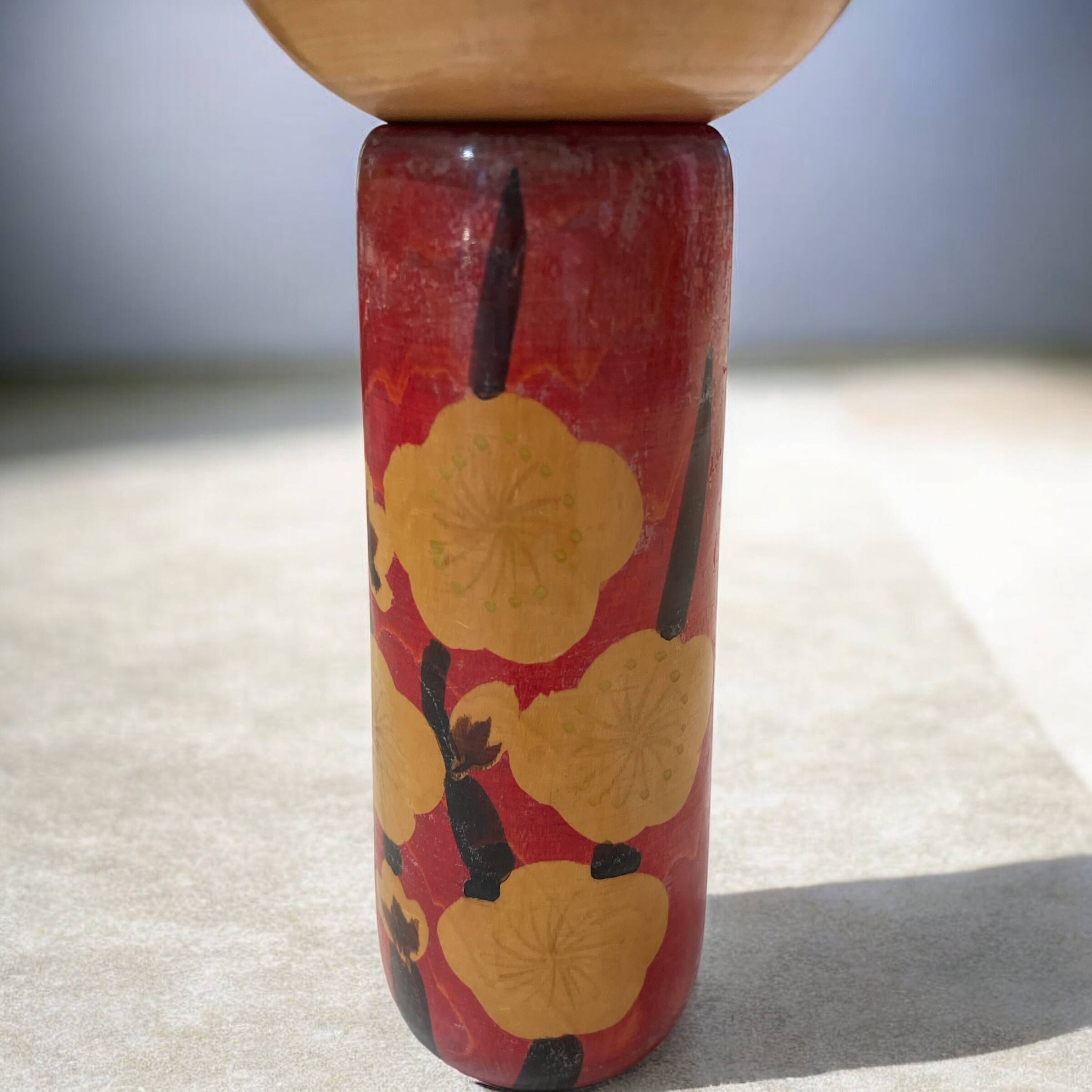 Rare creative kokeshi doll by master Uzuki Hakuhou.