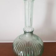 Carafe en verre soufflé