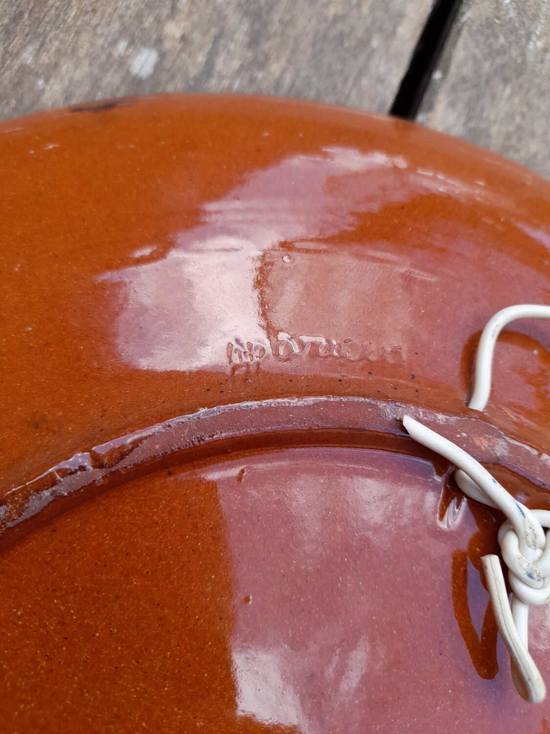 Duo of wall plates or dish traditional Basque dancers, by Aparicio