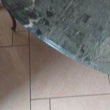Oval lounge coffee table
