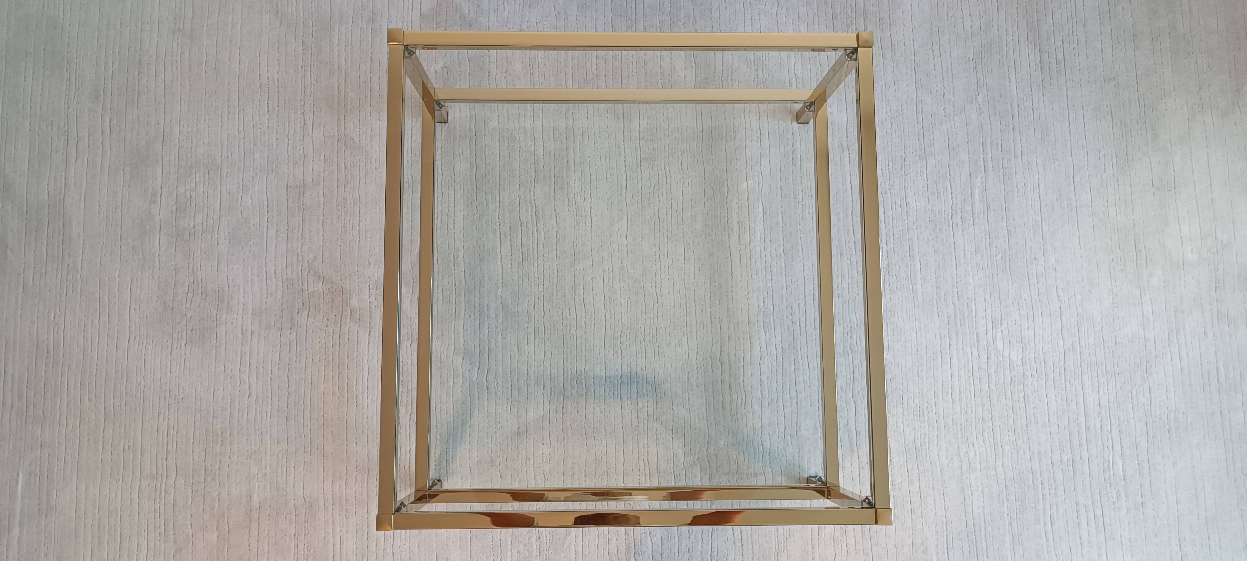 Italian 1970'S coffee table in brass and glass with 2 trays